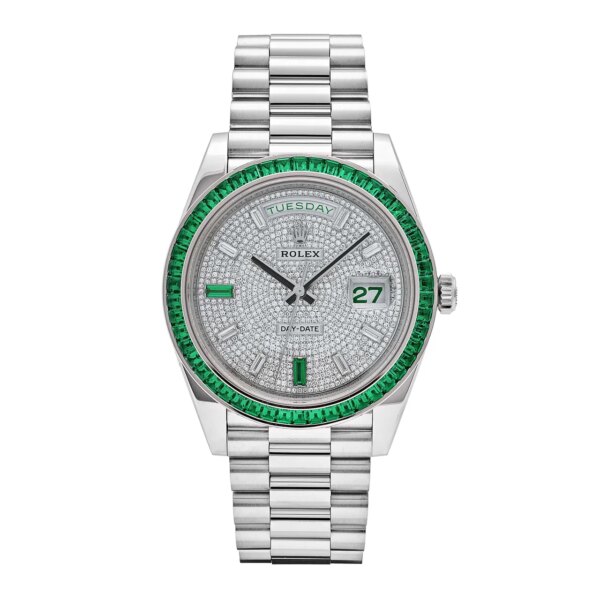 Rolex Day-Date 40 Platinum Diamond Dial with Emerald Bezel and President Bracelet.
