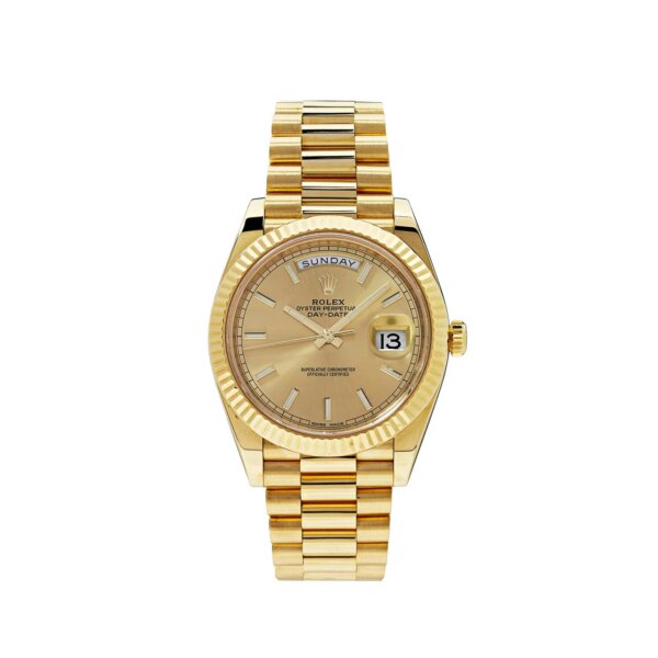 Rolex Day-Date 40 Yellow Gold 228238 featuring a champagne sunburst dial, 18k yellow gold case and President bracelet, combining classic luxury and modern innovation.